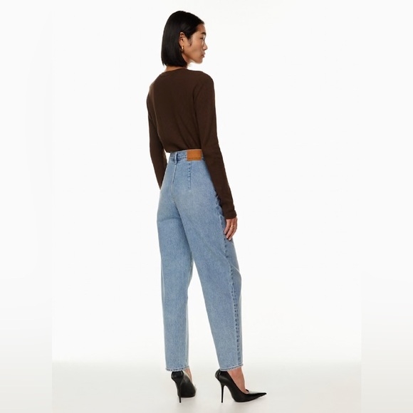 Aritizia Denim Forum The Luanne High Rise Tapered Jeans 30L High-waisted Size 25 - Picture 4 of 11